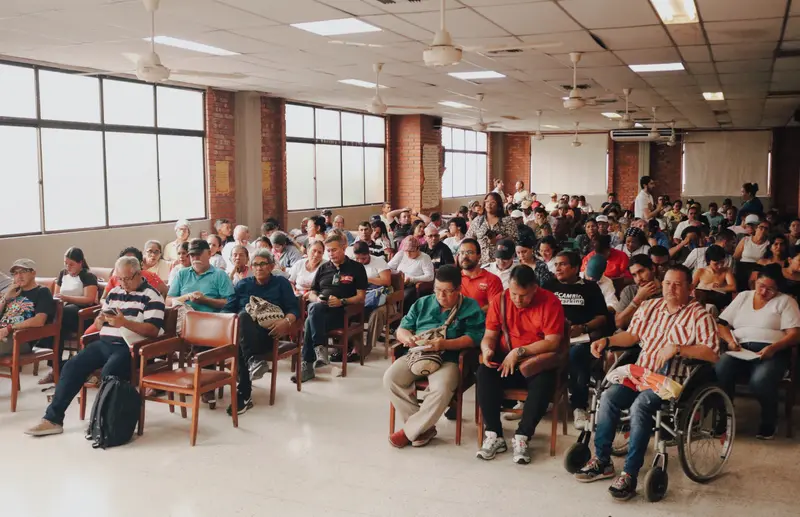 Recent post Asamblea Regional por la Paz en Barrancabermeja: “El paramilitarismo está hablando hoy de justicia social, de cambio, de derechos humanos”.